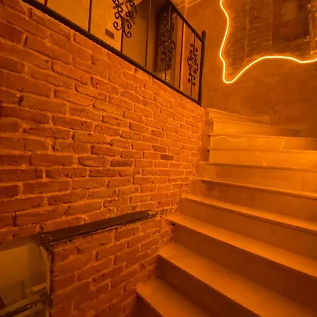 Ulusoy Cafe فندق